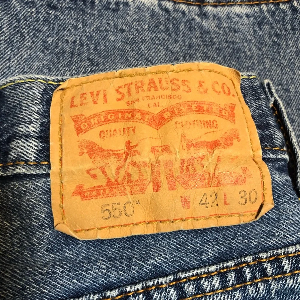 Levi’s 550 relaxed fit jeans